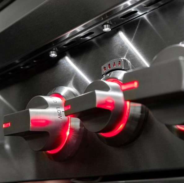 Summerset 4Burner 40Inch TRL Pro Freestanding Grill Temp Knobs Red Light