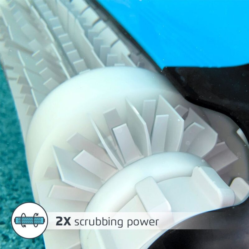 Dolphin Nautilus CC Plus Pool Cleaner 9