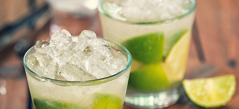 Perlick Cubelet Ice Maker-Ice Cubes in Glass