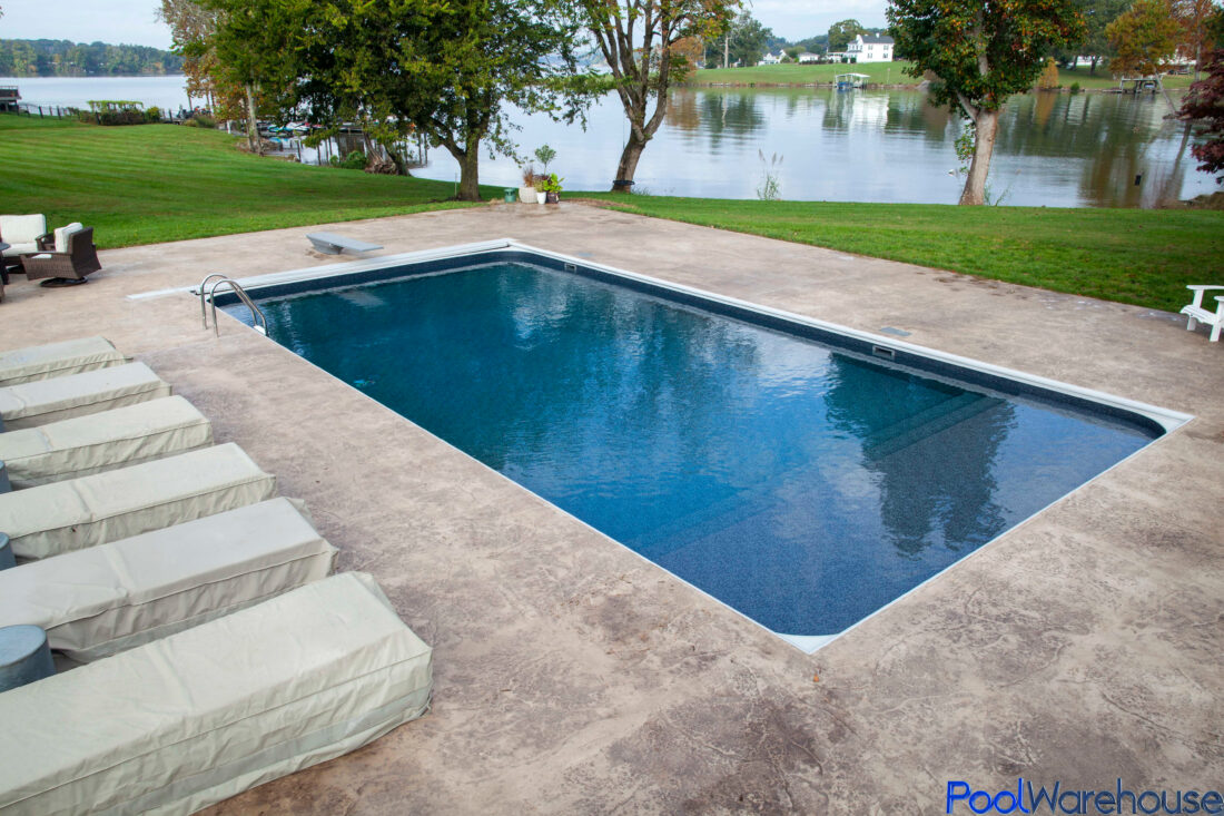 Rectangle Swimming Pool with Automatic Pool Cover