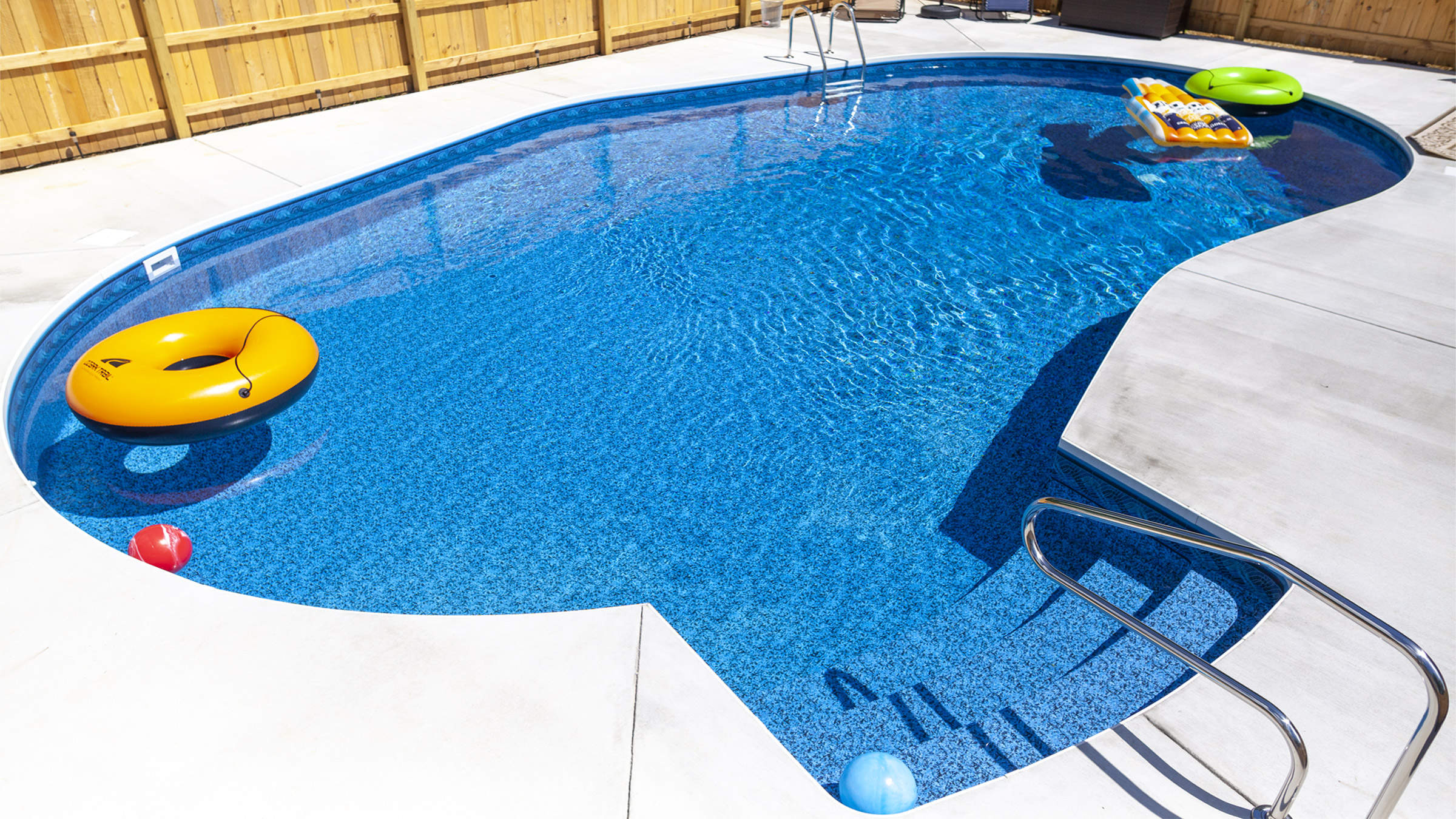 Kidney-Swimming-Pool