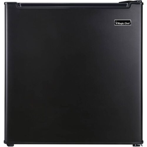 Magic Chef MCAR170BE 1.7 CuFt. Black Mini-Fridge 1